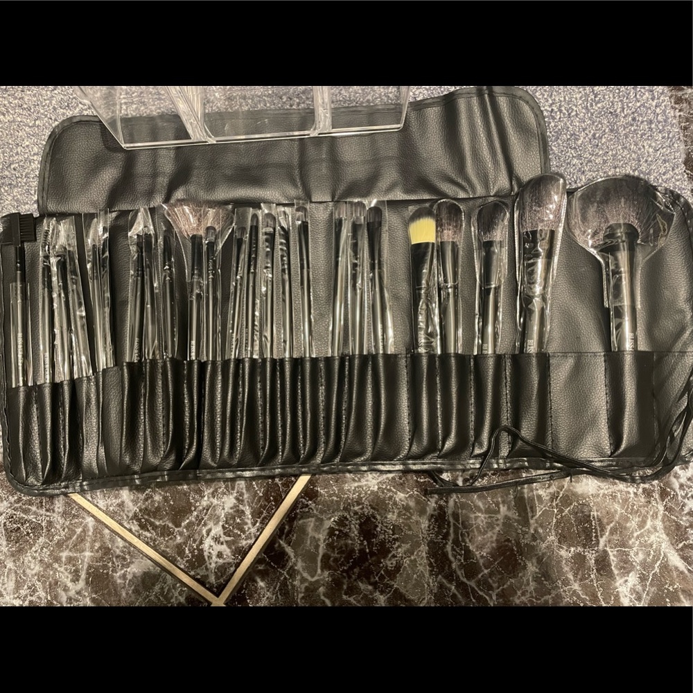 Make brushes set